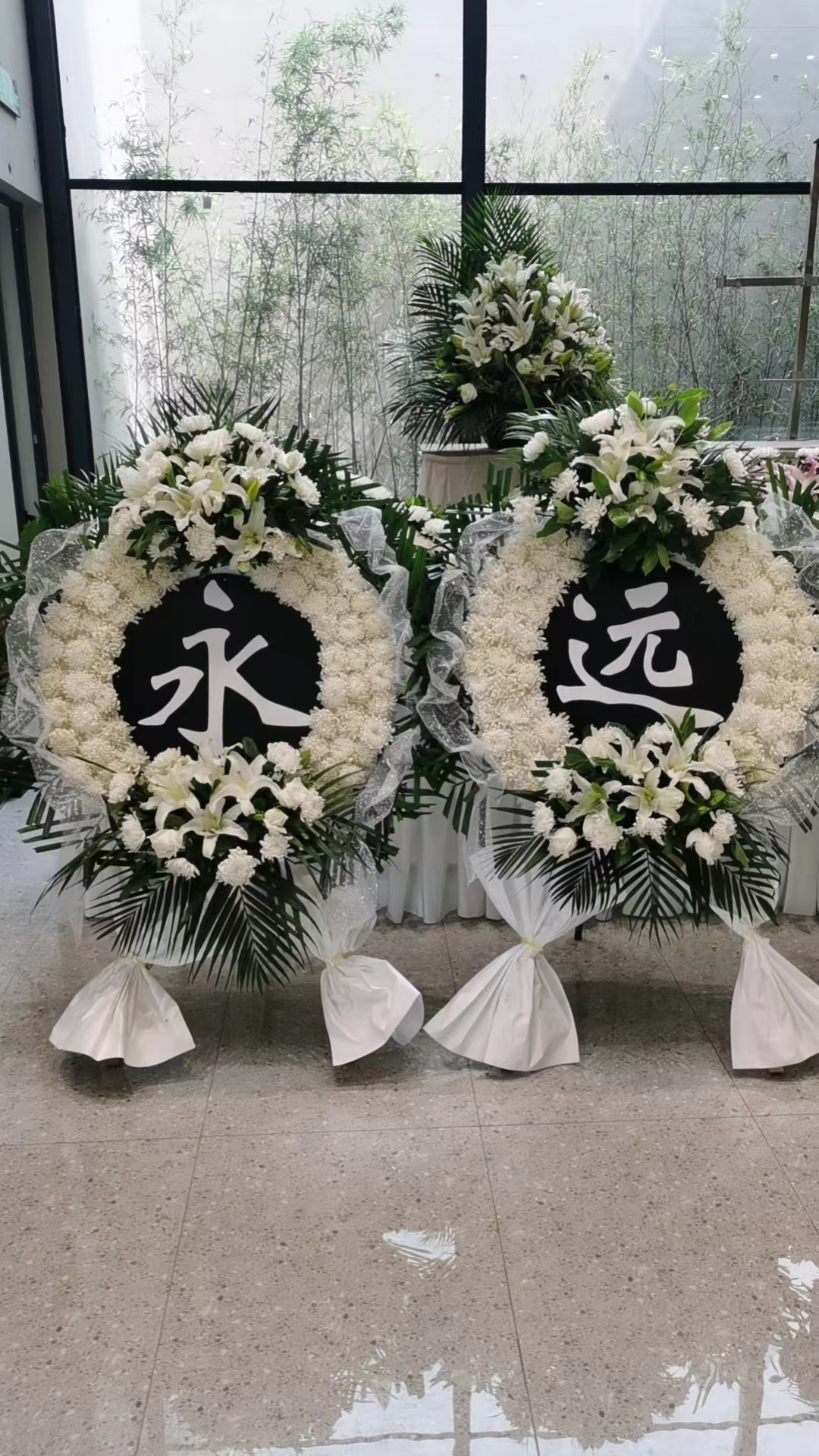 深圳市鲜花花圈