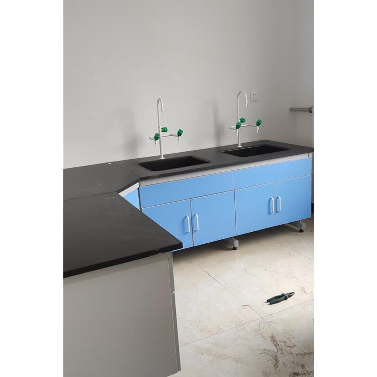 长春不锈钢天平台坚固耐用PP实验台