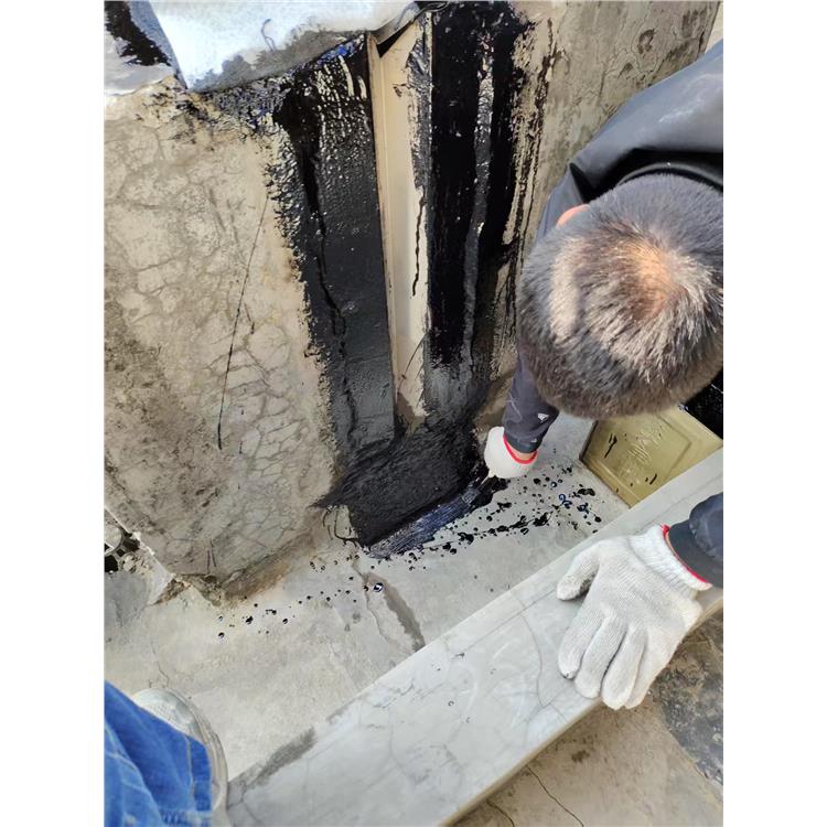 楼面补漏防水胶 15分钟免费上门 公司