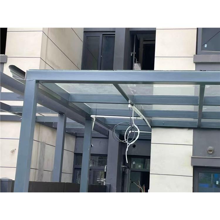 北京东城区楼顶曾层扩建 施工安装电话 玻璃顶制作