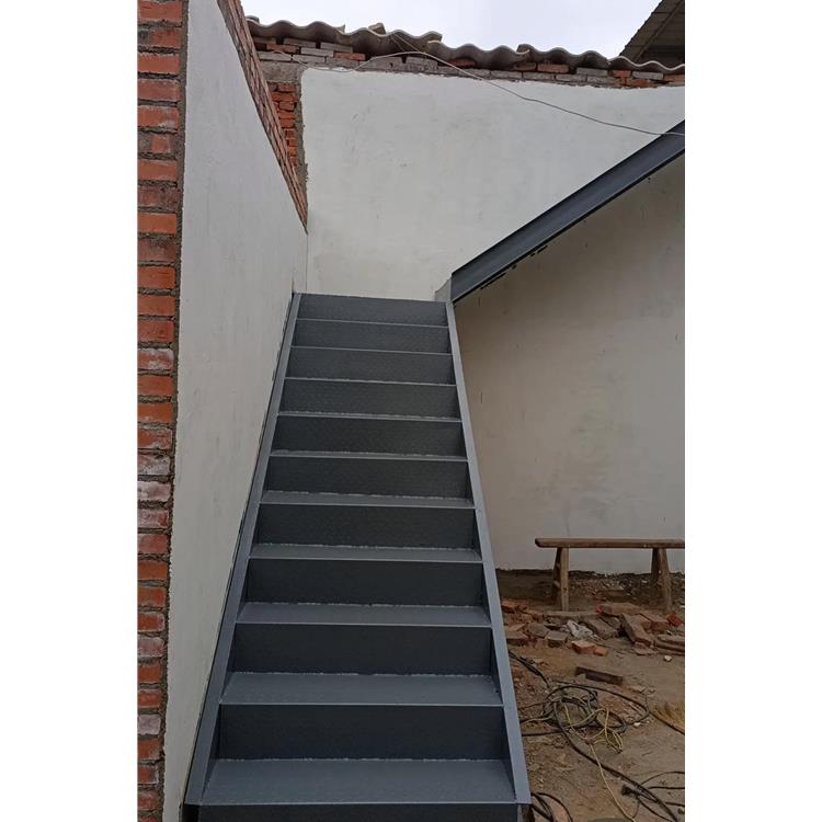 别墅钢结构 易县楼梯制作 施工方案