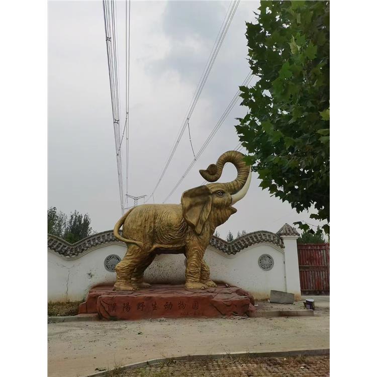 沈阳水泥雕塑树价格多少钱一平