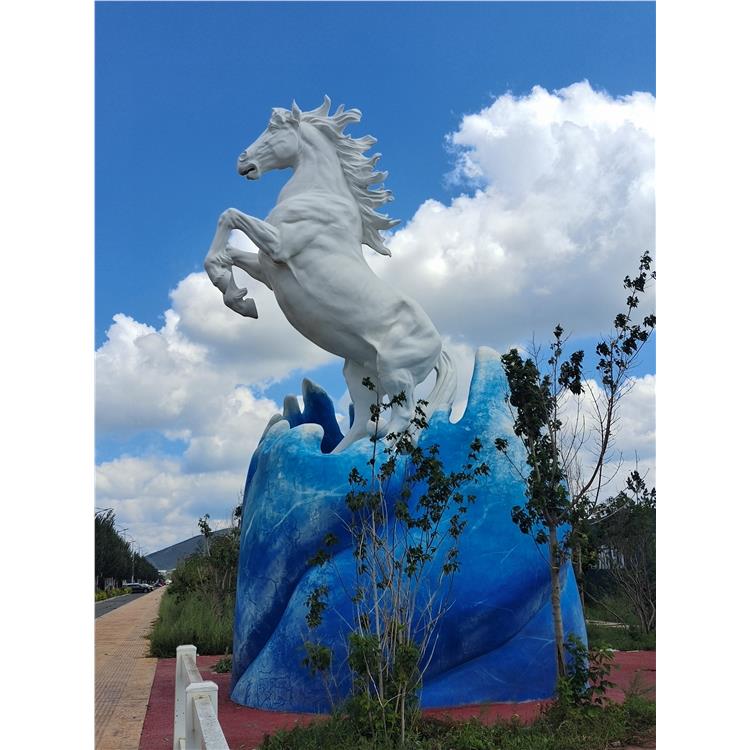 沈阳水泥鹿雕塑多少钱一平方