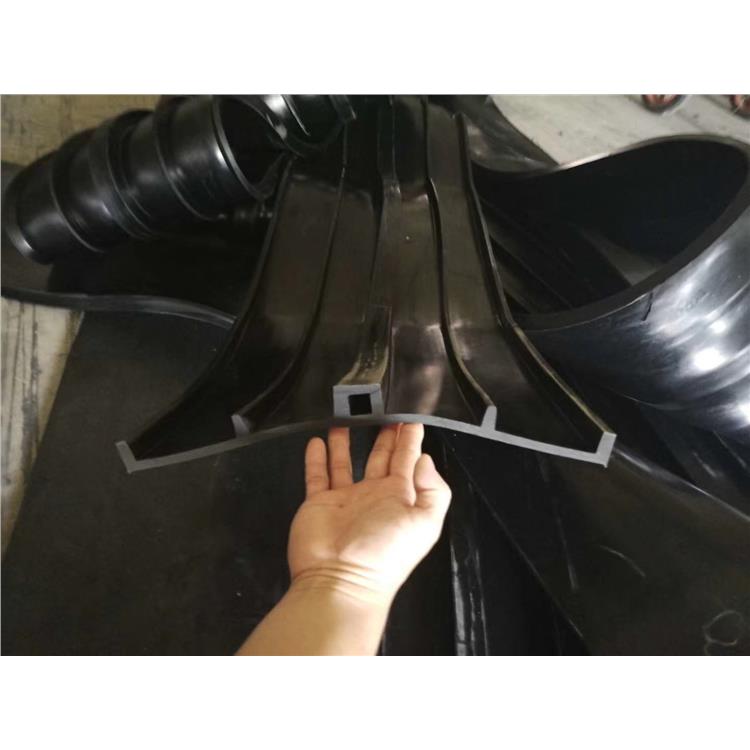 西宁水利水坝隧道用防水密封胶条 国标 中埋式水闸橡胶水封止水带