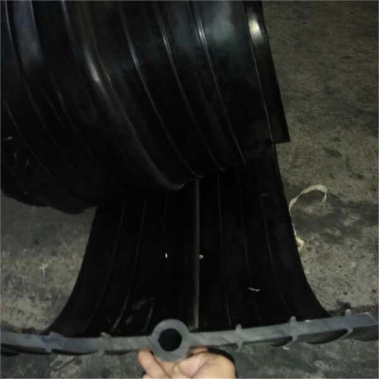 西安中埋式 背/外贴式止水带 背贴式止水带 嵌缝防水