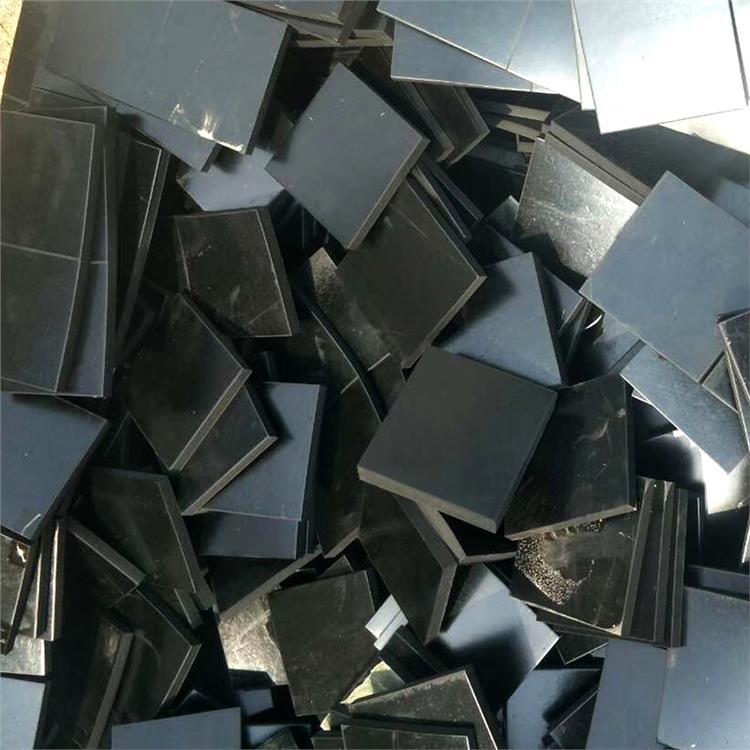 桥梁减震缓震用带孔橡胶支座 厂家价格 郑州公路桥梁防撞垫块
