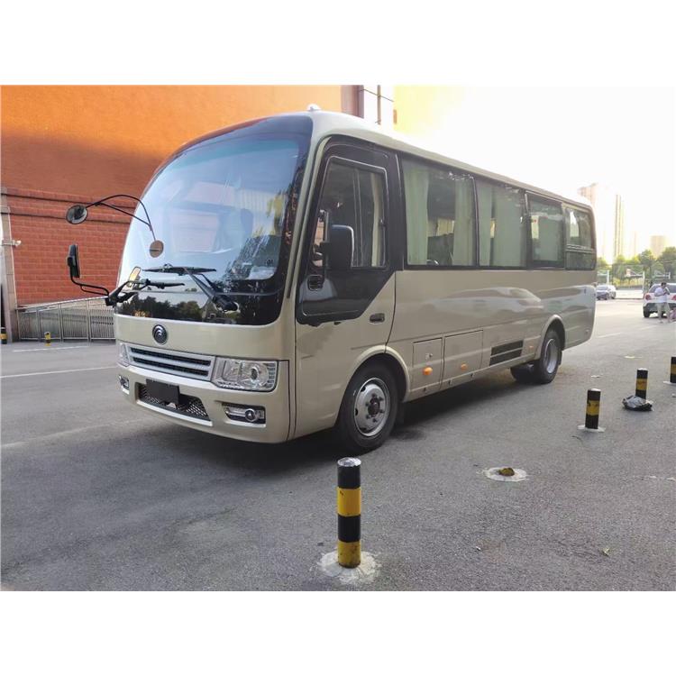 长沙旅游租车 豪华商务车机场高铁接送包车服务