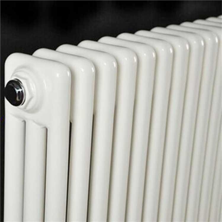 钢制暖气片生产厂 长春钢制板式散热暖气片厂家销售