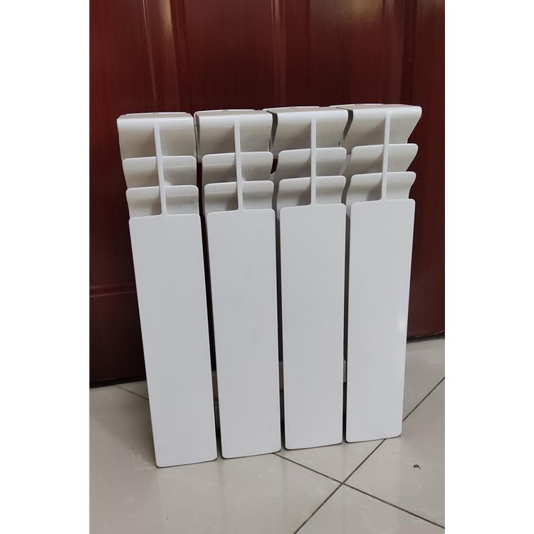 采暖散热器生产厂家 长春钢铝复合柱型暖气片哪家价格实惠