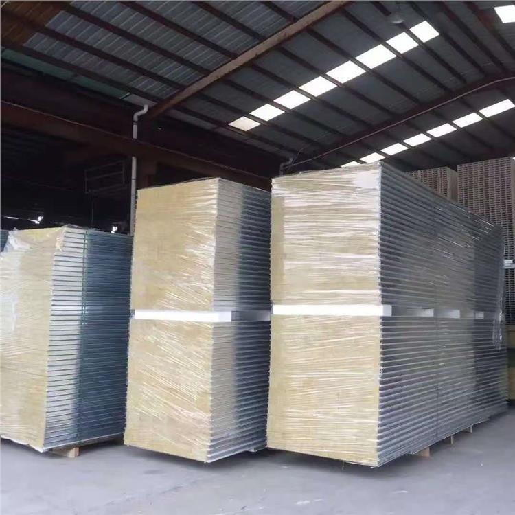 源头工厂 鲅鱼圈泡沫复合板 工期短彩钢包件