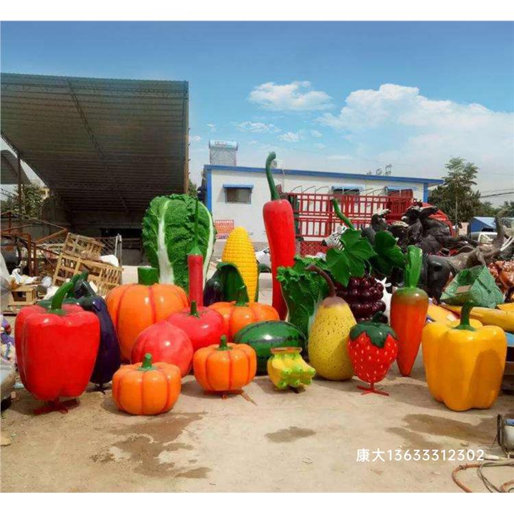 广州玻璃钢尖椒雕塑定制